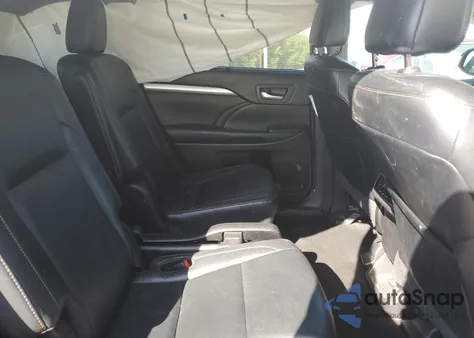 2018 Toyota Highlander Se from USA, damaged, VIN 5TDJZRFH1JS524283